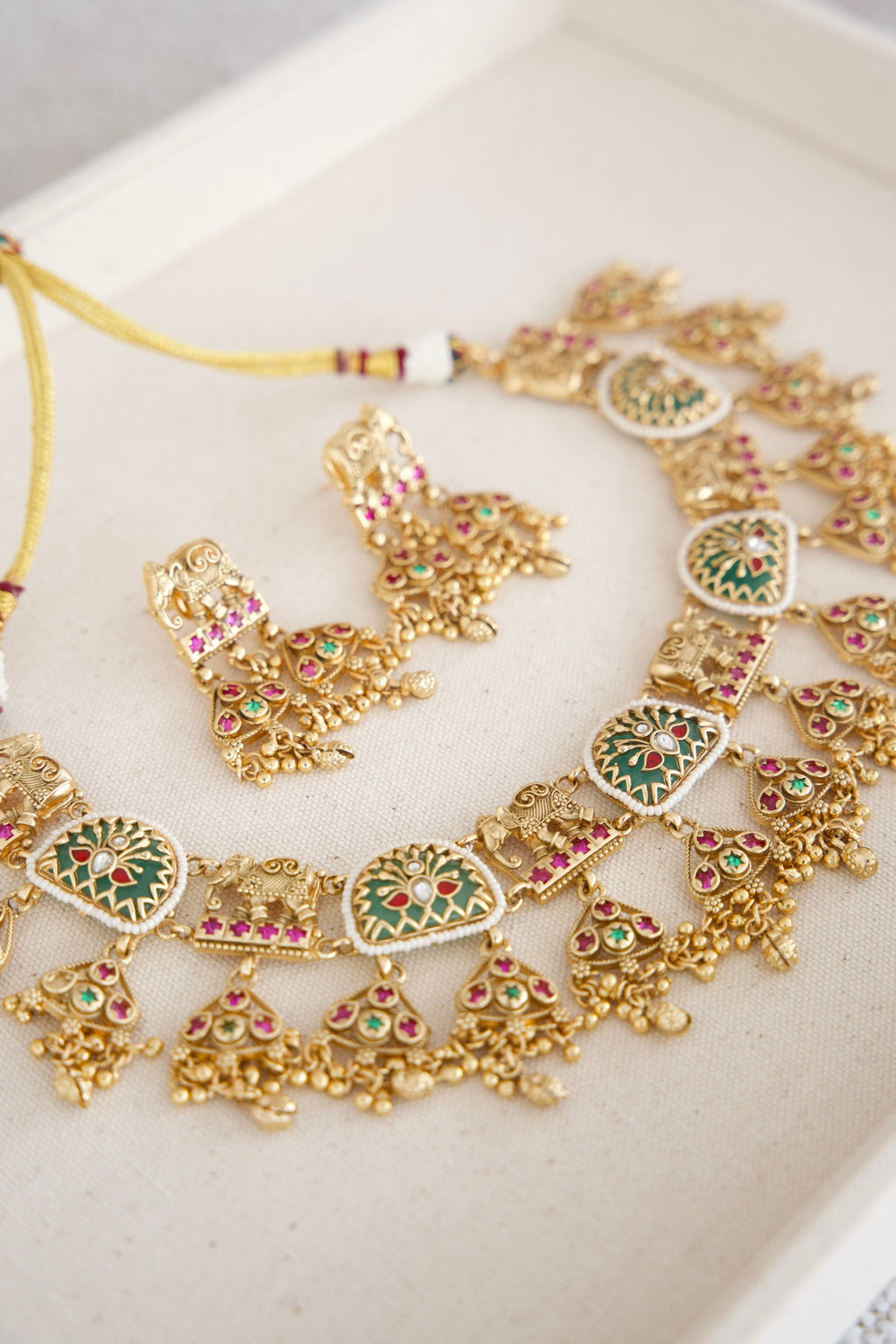 Heritage Necklace Set