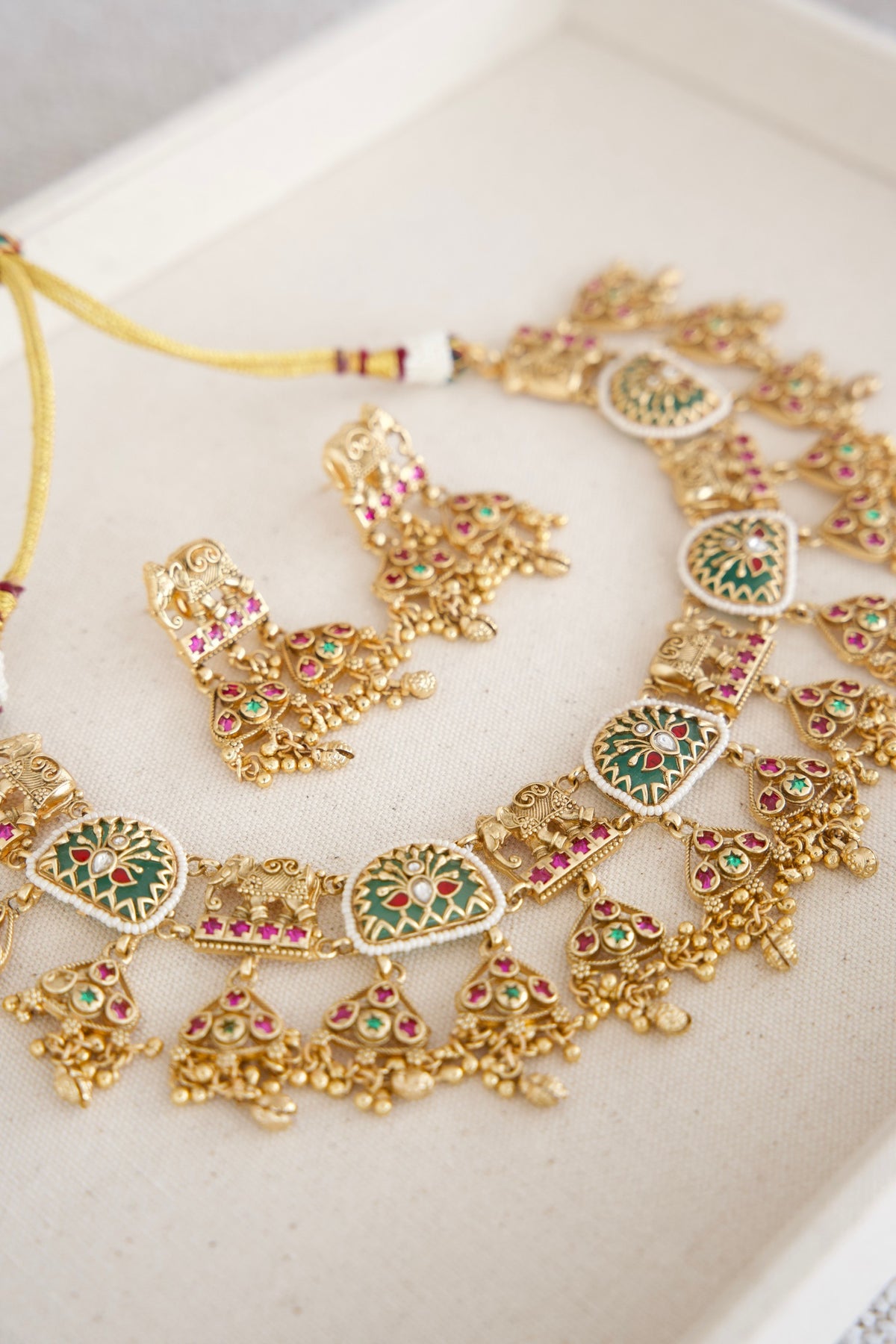 Heritage Necklace Set