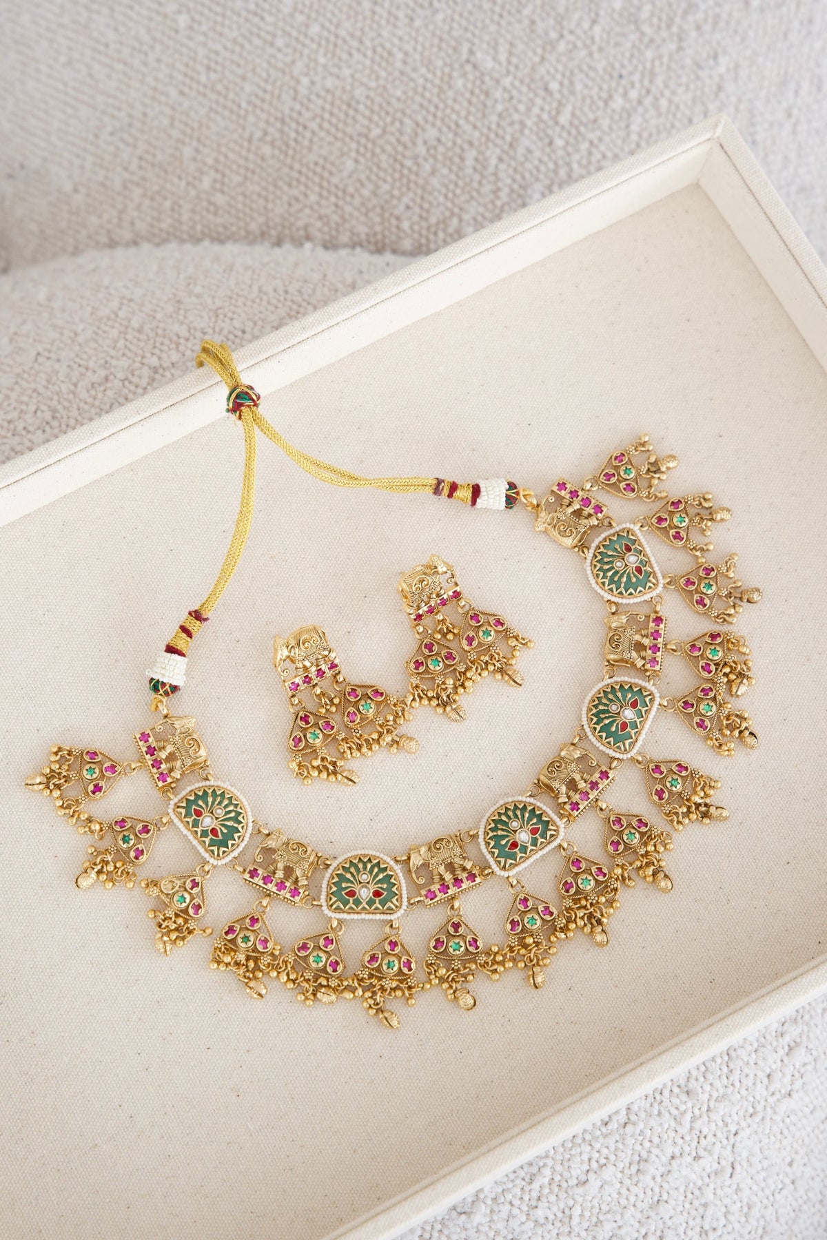 Heritage Necklace Set