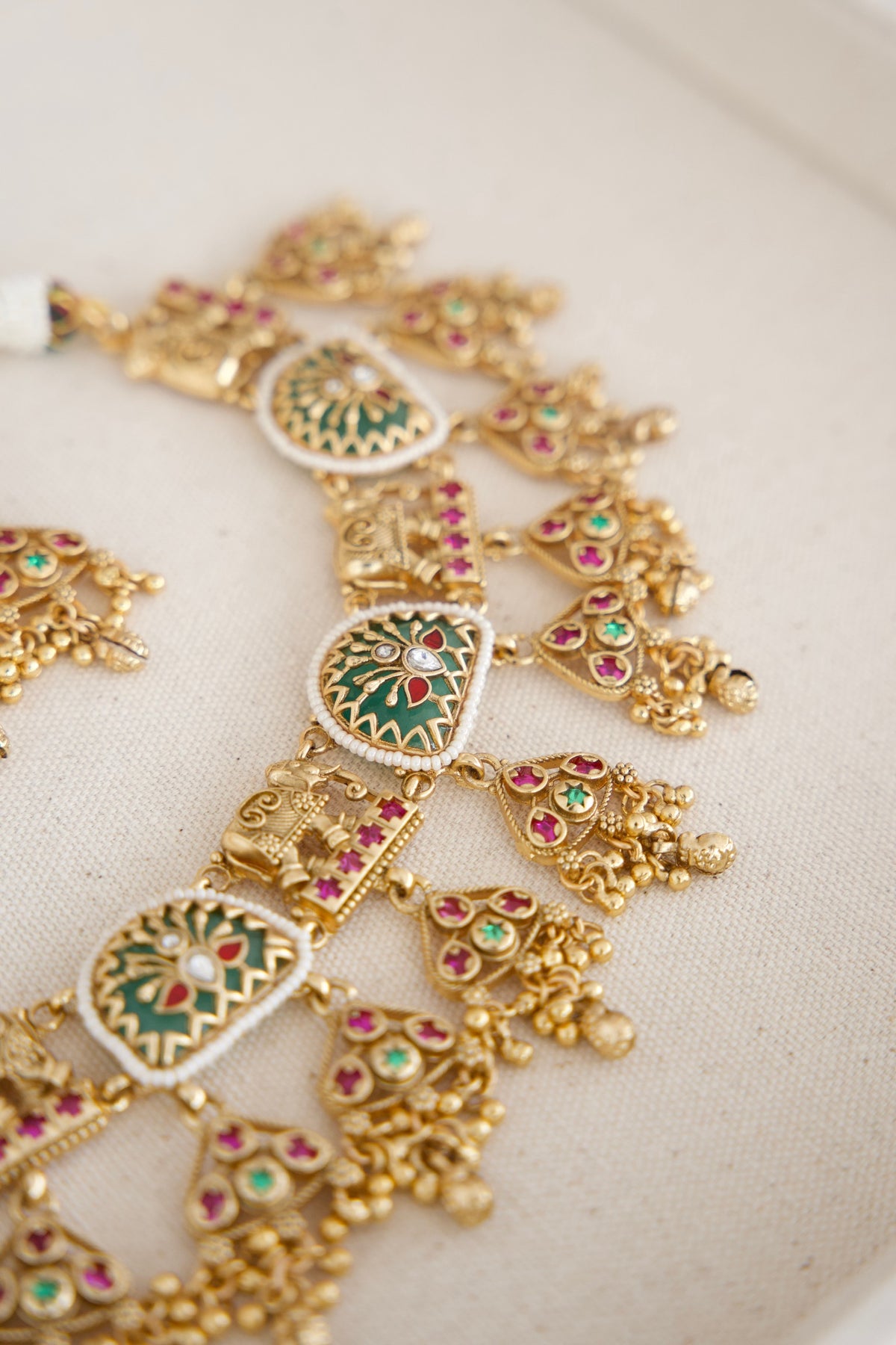 Heritage Necklace Set